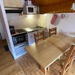 Joli Au Centre De Chatel, Balcon Et Vue Vallee - Fr-1-693-76 Châtel