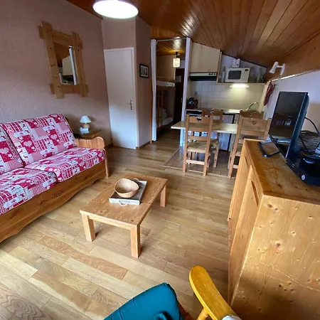 شقة Joli Au Centre De Chatel, Balcon Et Vue Vallee - Fr-1-693-76 *